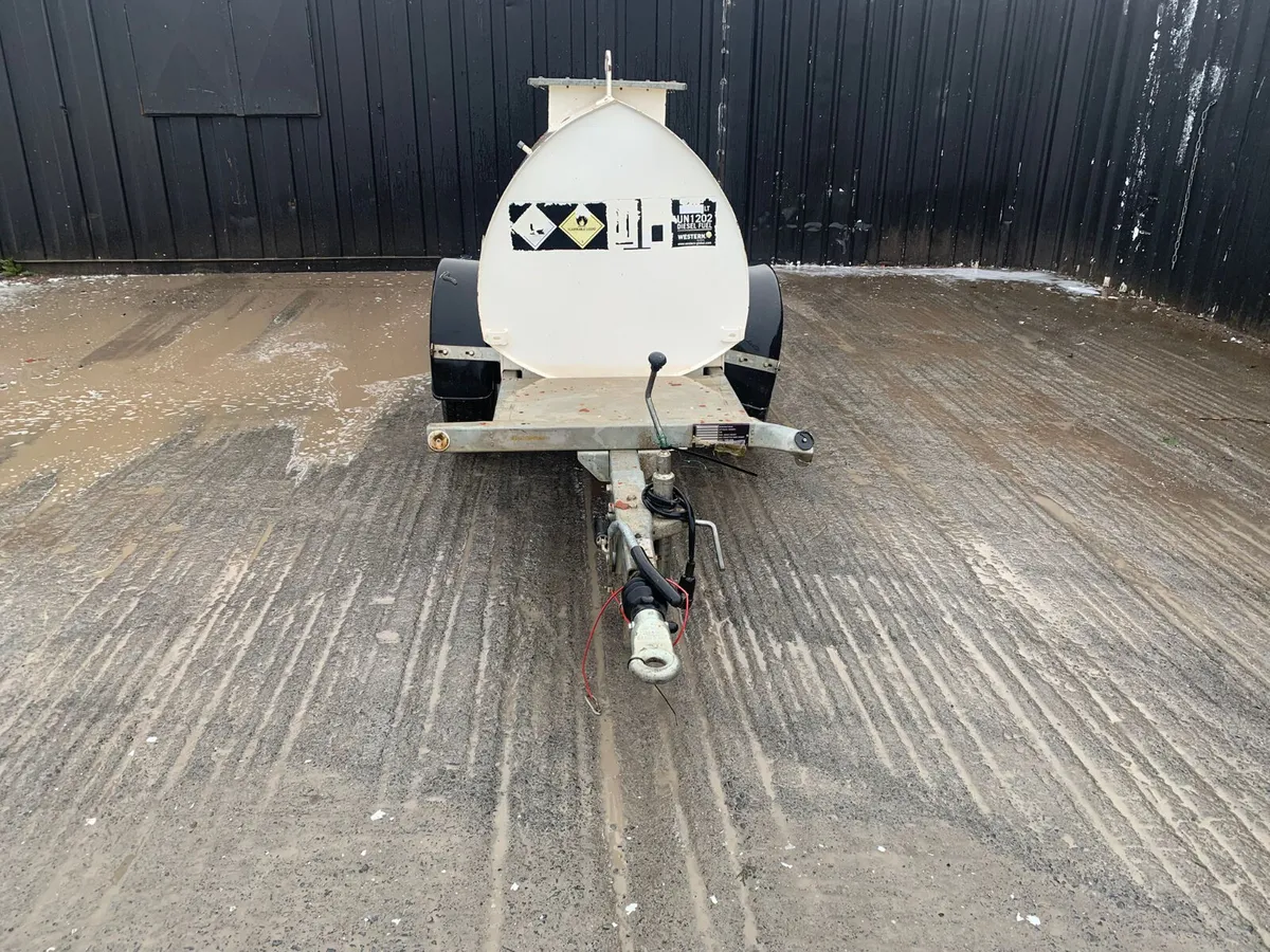 600L Western Towable Fuel Bowser – Single Axle - Image 2