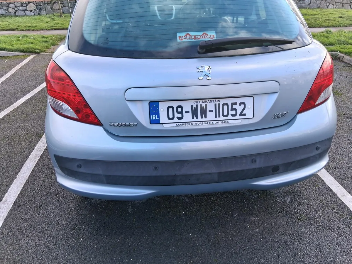 Peugeot 207 2009 - Image 2