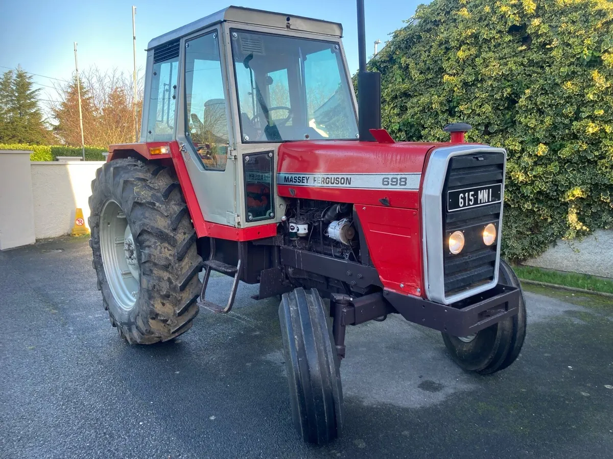 Massey Ferguson 698 - Image 1