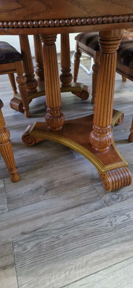 Extendible Dining Table - Image 3