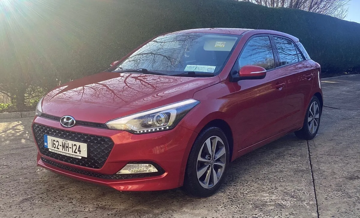 2016 Hyundai i20 1.2 Deluxe - Image 3