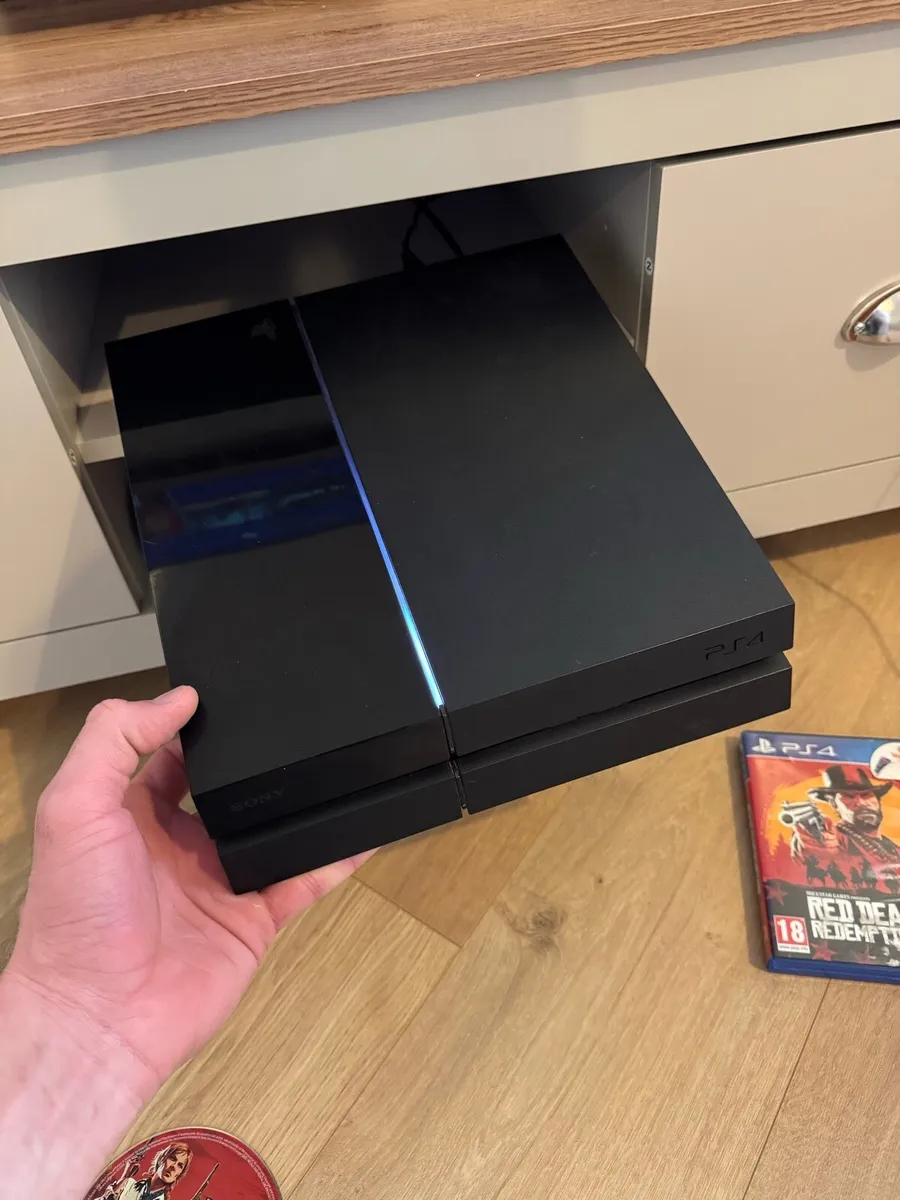 playstation 4 / ps4 - Image 1