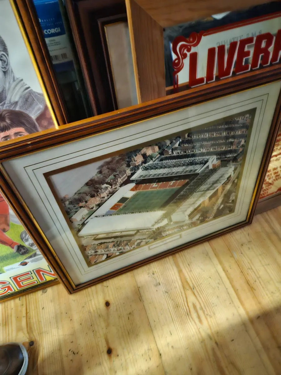 Liverpool Football Picture - Image 1