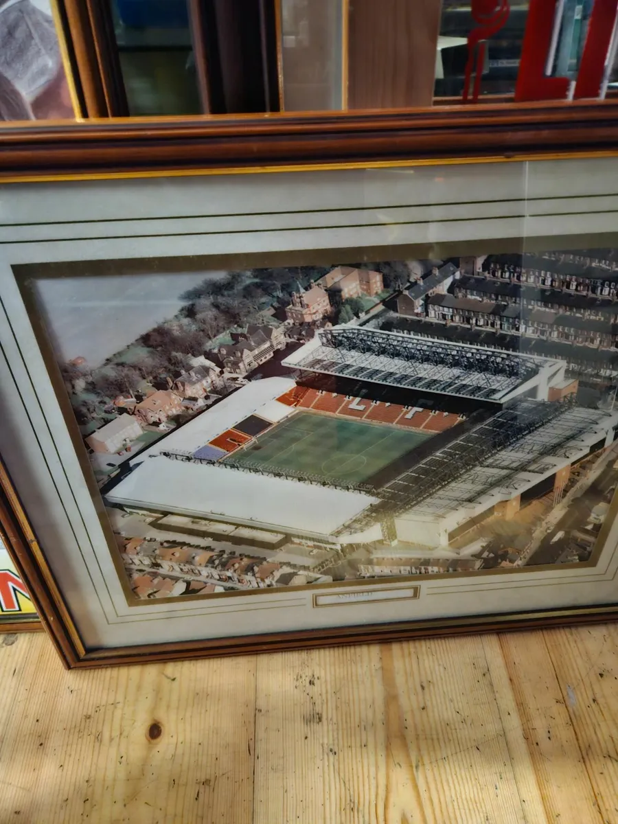 Liverpool Football Picture - Image 3