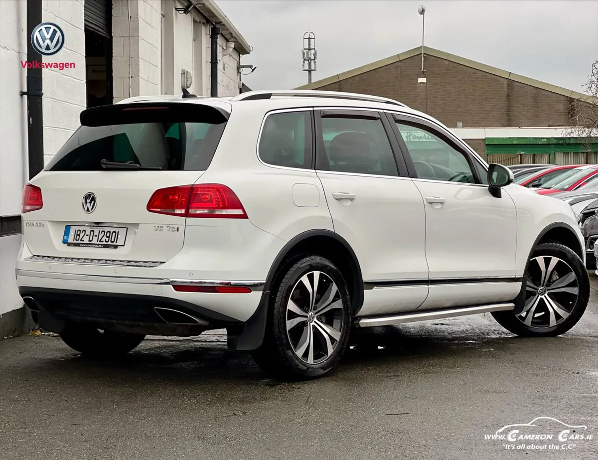 VW TOUAREG N1 BUSINESS 5 SEAT CREWCAB VAT - Image 2
