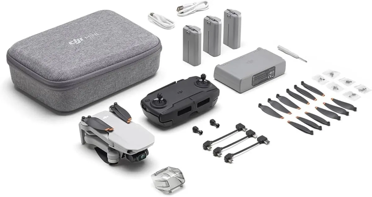 dji mini se fly more combo + protection kit - Image 1