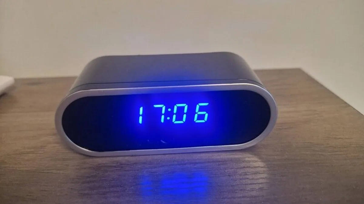 Hd wifi clock hidden camera - Image 1