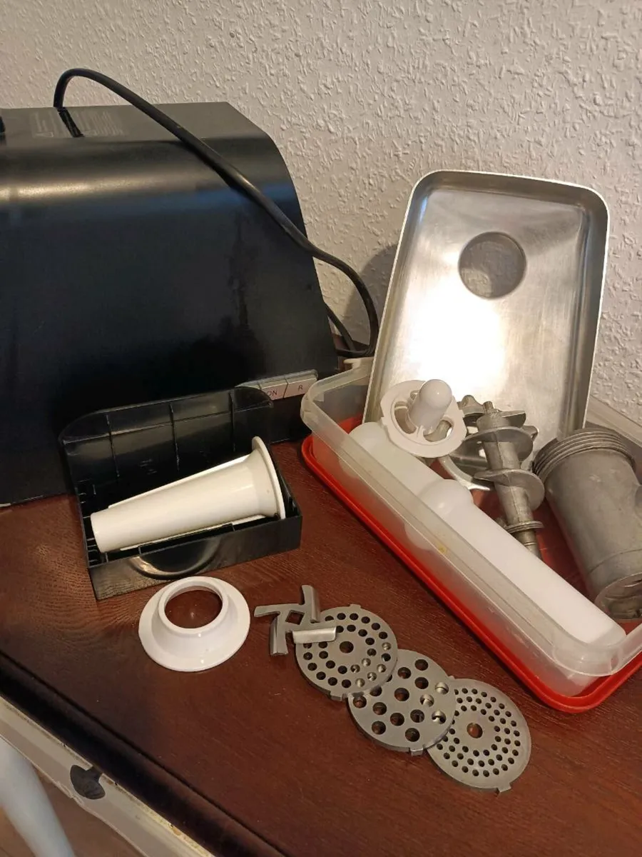 Meat mincer - Image 2