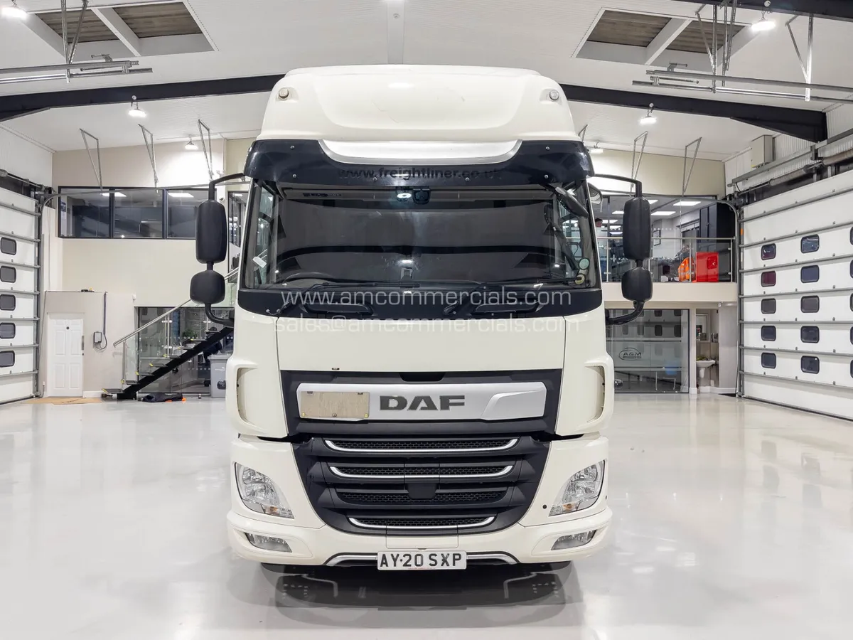 2020 (20) DAF CF 450 CLASSIC SPACE CAB - Image 2