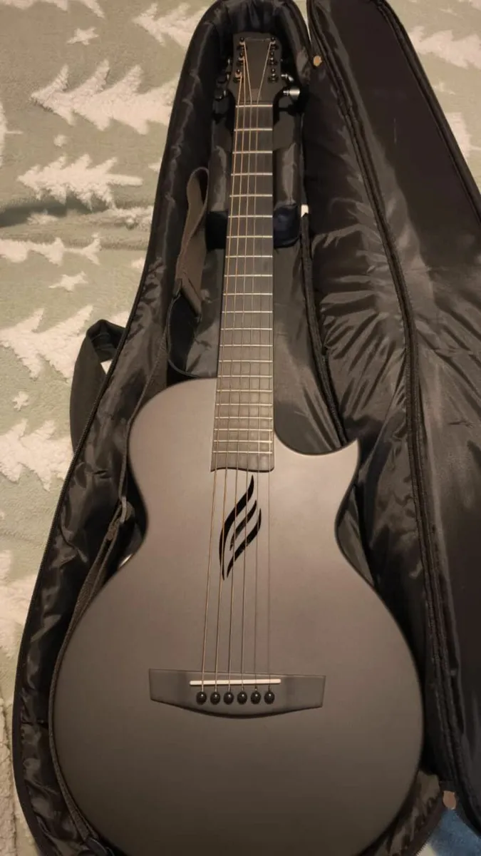 guitar Enya nova go - Image 1