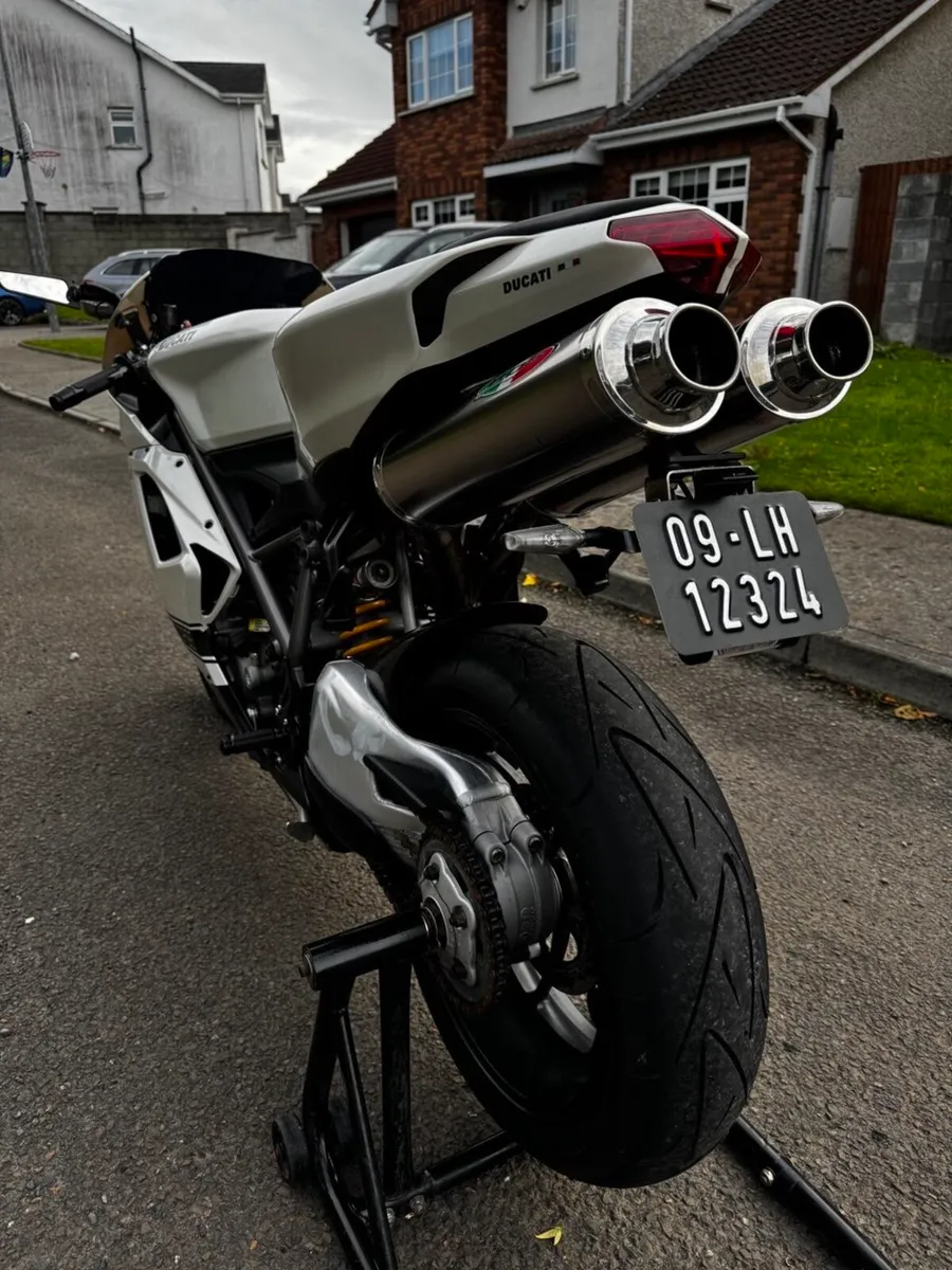 Ducati 848 - Image 2