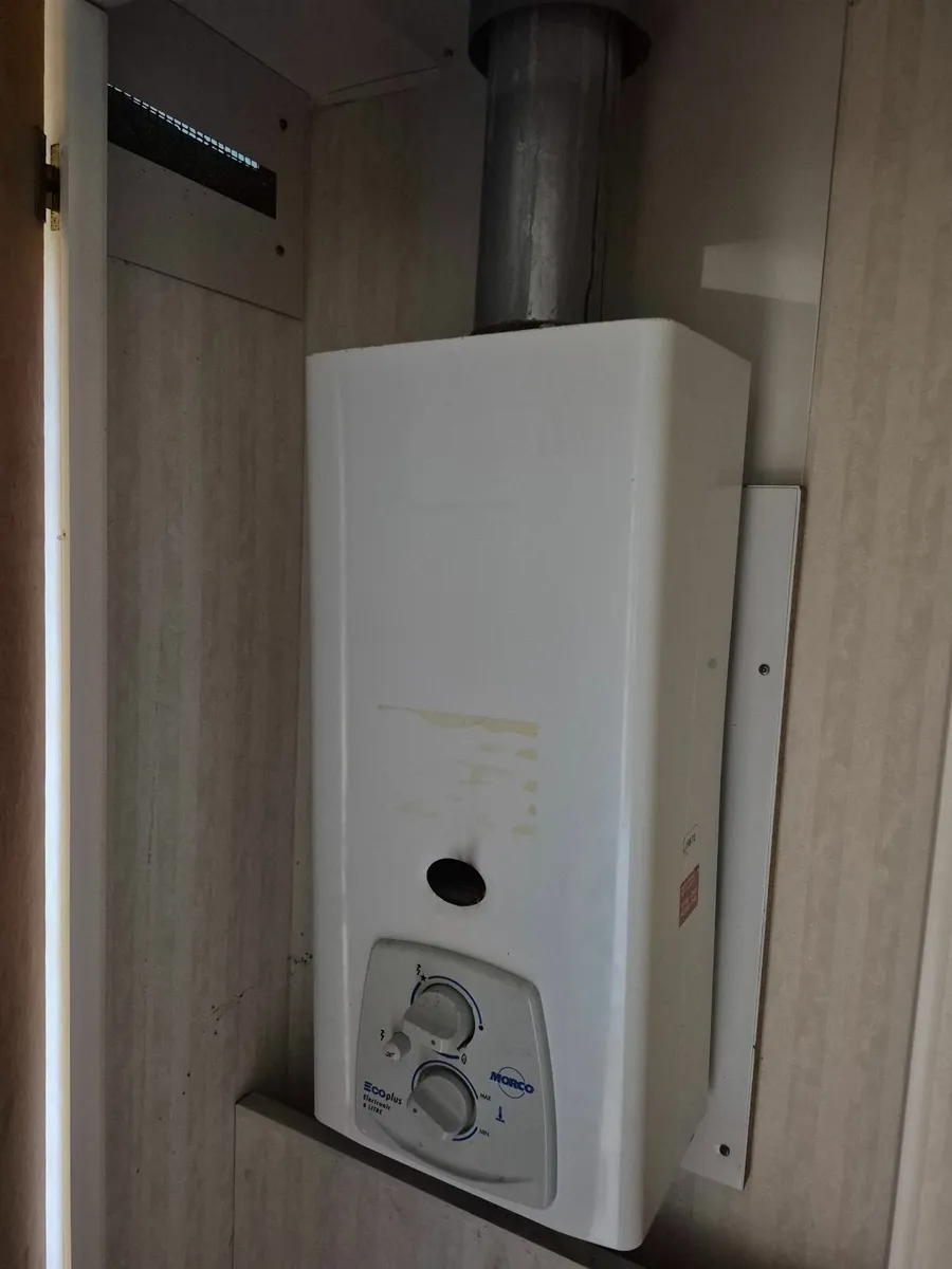 Mobile Home - Image 4