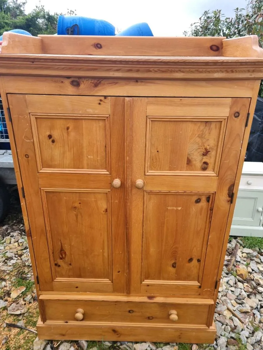 Pine wardrobe - Image 1