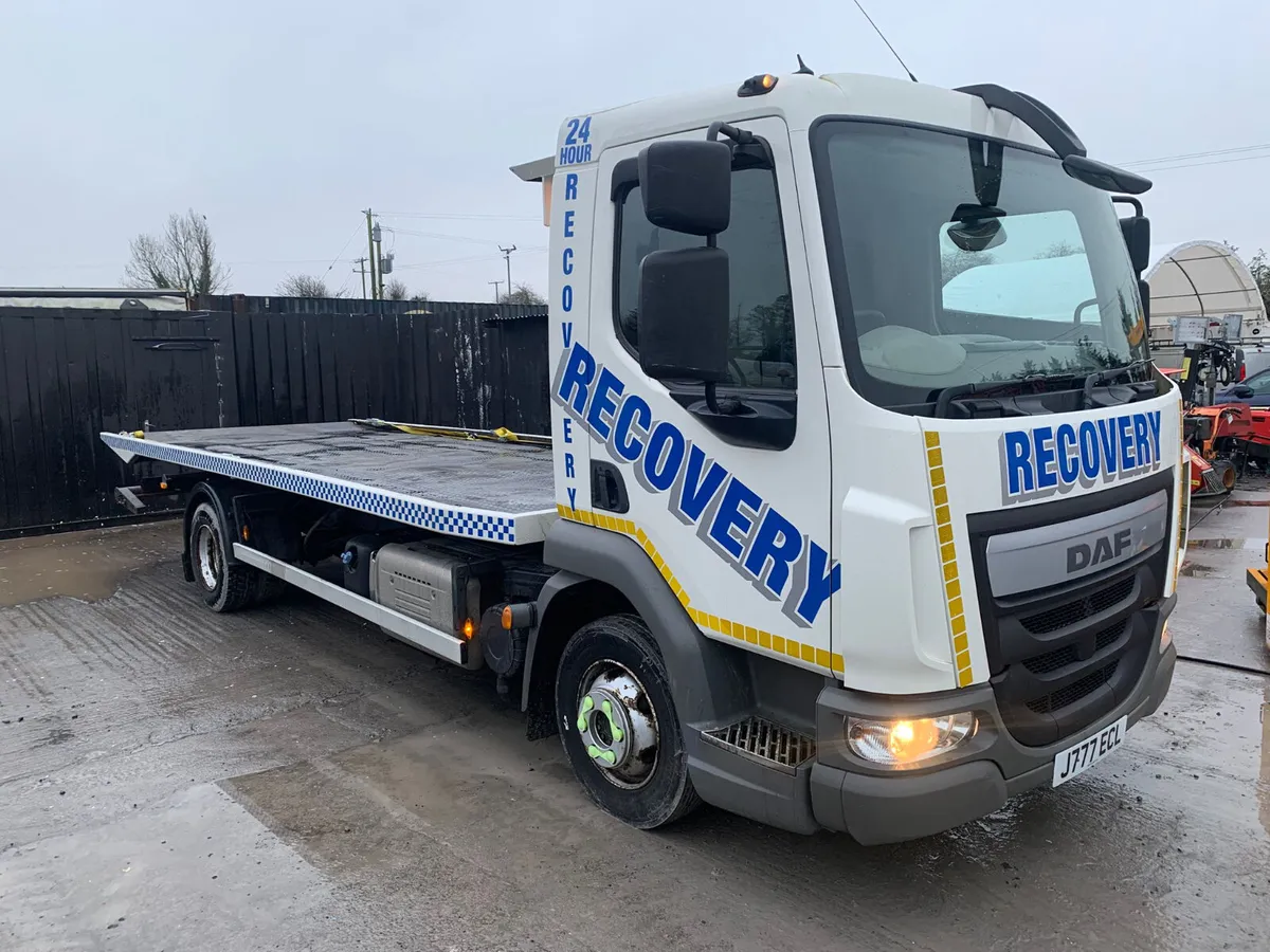 DAF LF150 FA 08T Flatbed Recovery Truck - Image 1