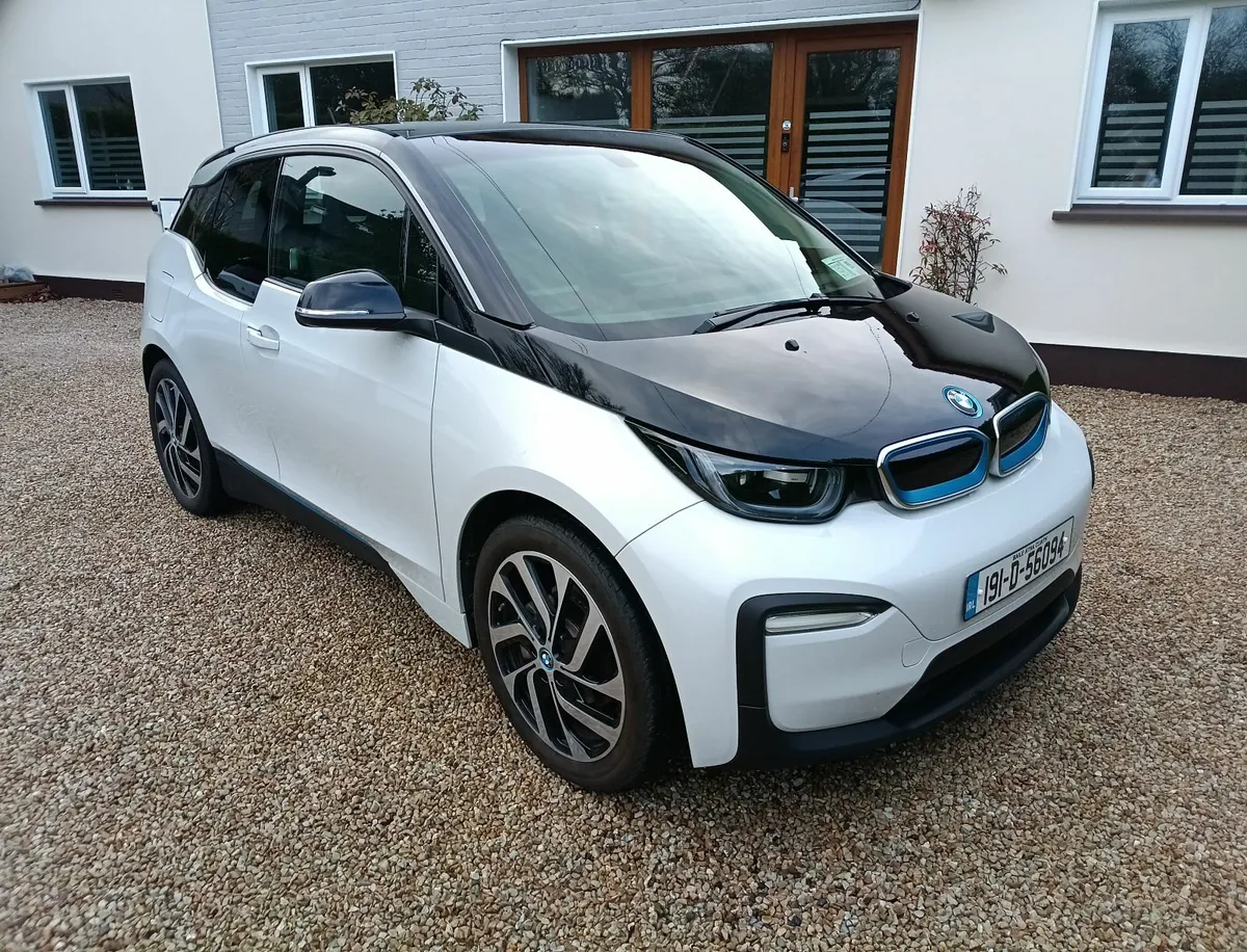 BMW i3 2019 (fixed price sale) - Image 1