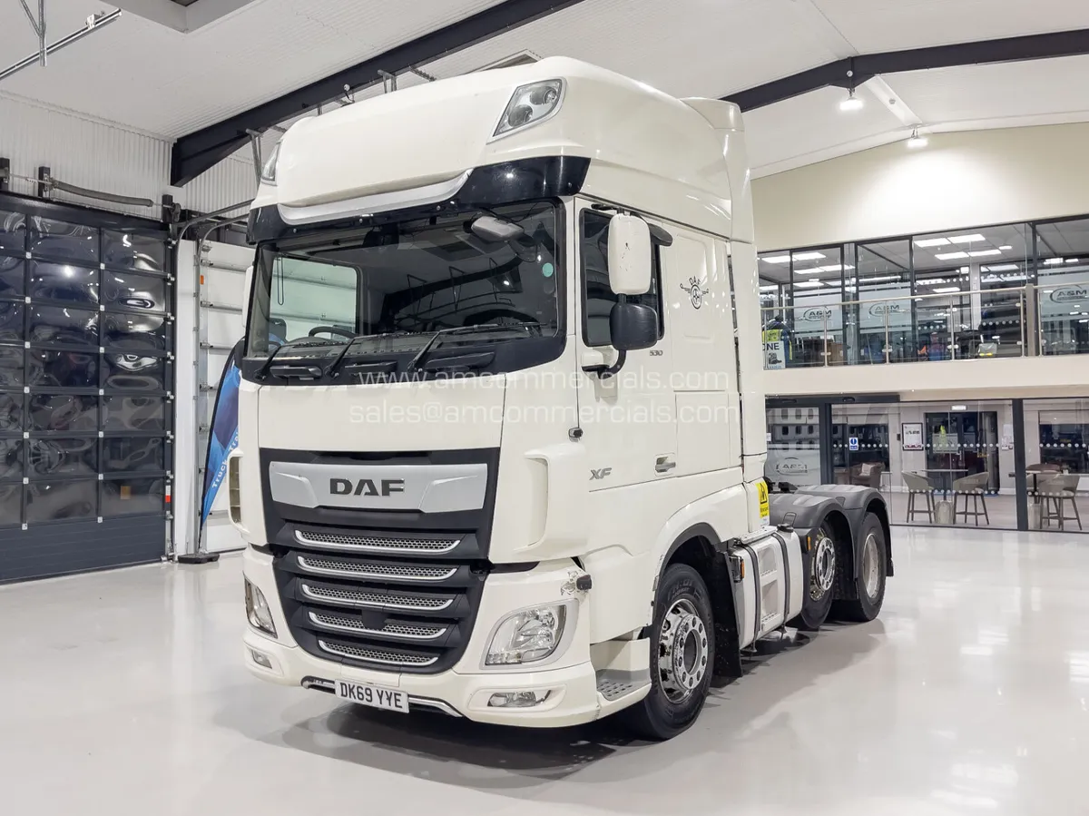2019 (69) DAF XF 530 SUPERSPACE - Image 3