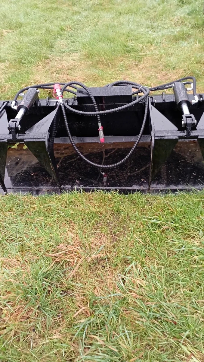 Skidsteer grapple - Image 3