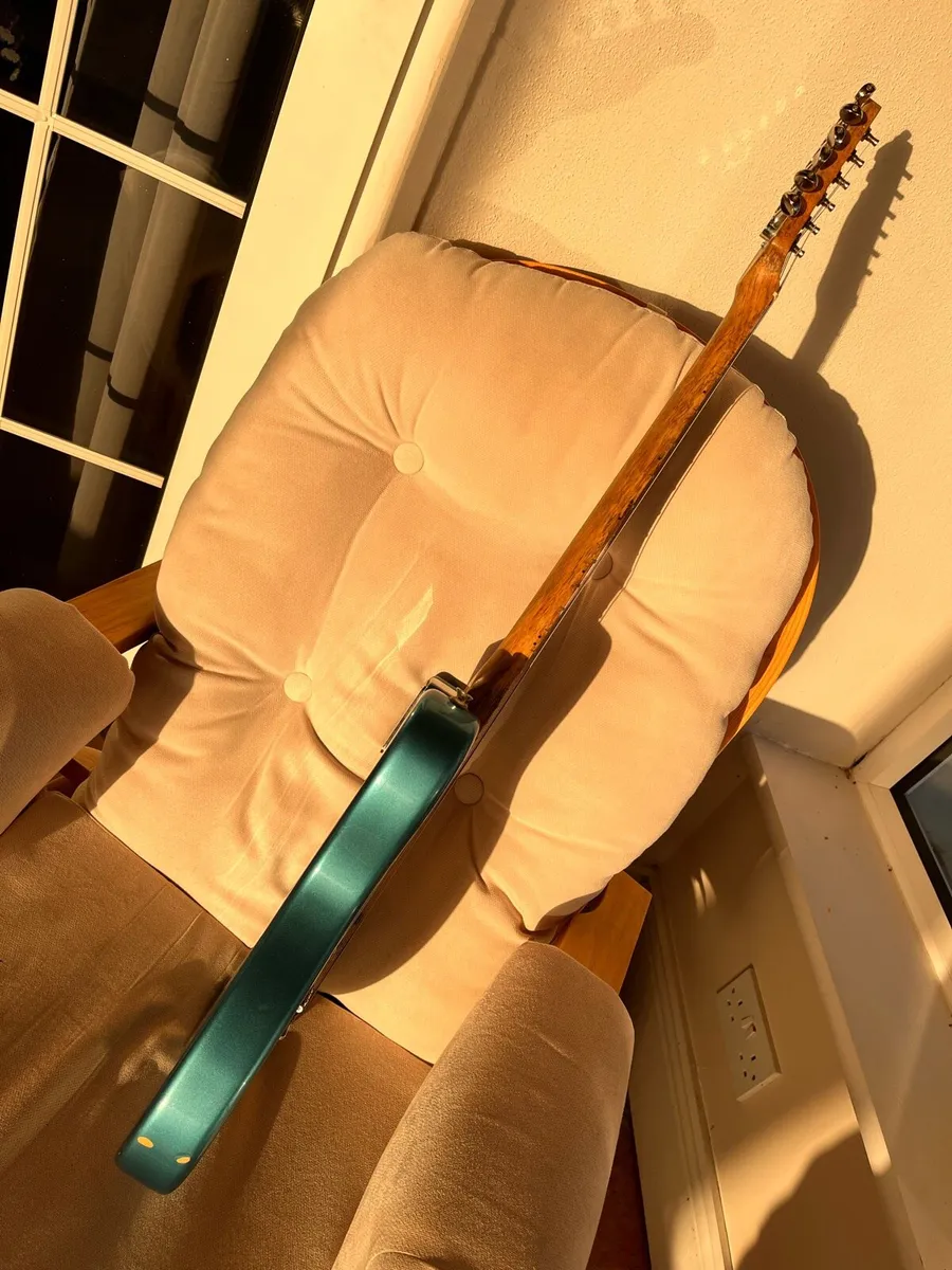 Squier Telecaster - Image 3