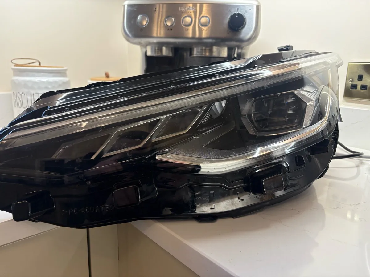 Mk8.5 Volkswagen Golf Headlamps - Image 2