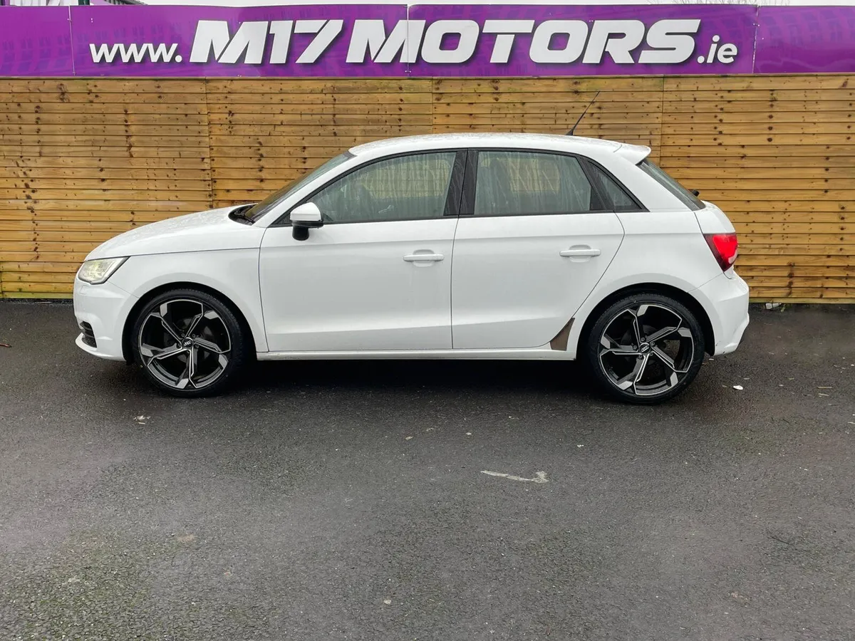 AUDI A1 SPORTSBACK 1.0 TFSI - Image 3