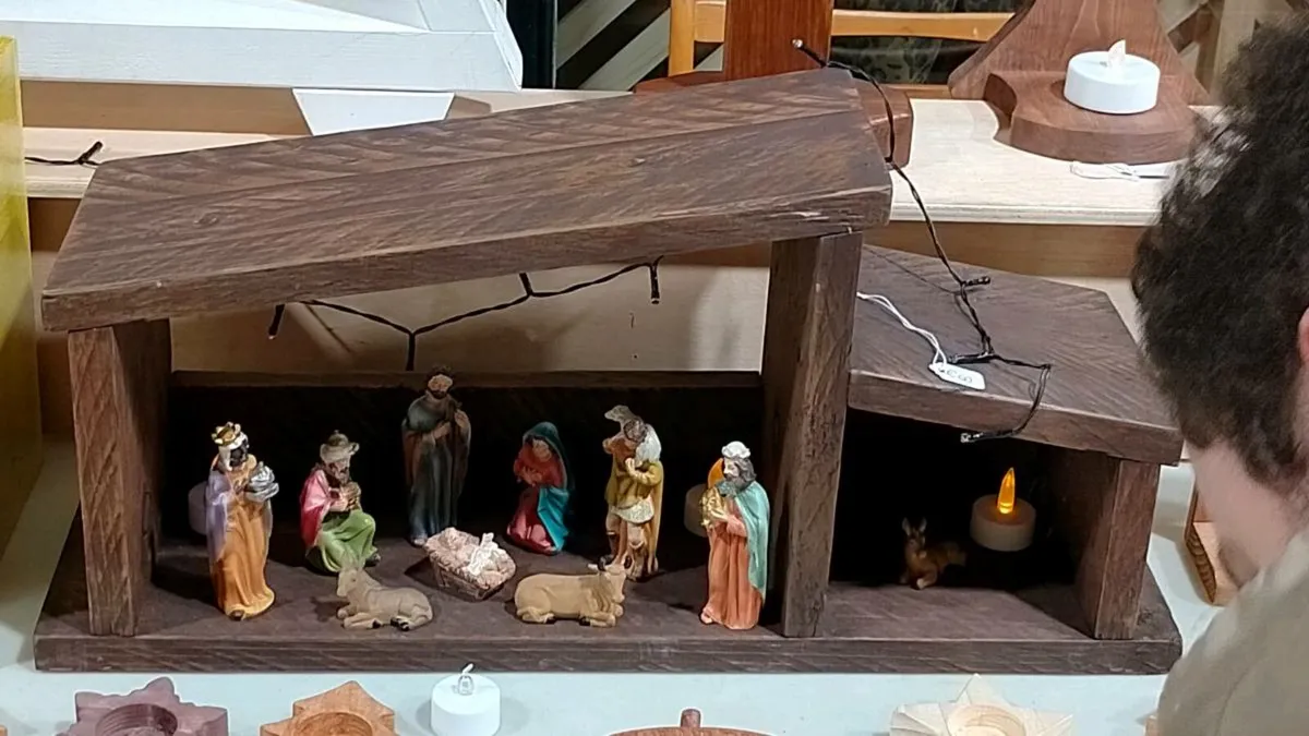 Christmas cribs/ Nativity manger - Image 3