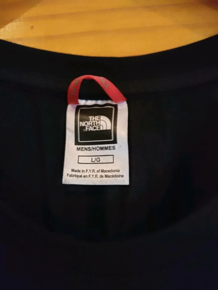 The North Face Mt Everest T shirt L New - Image 4