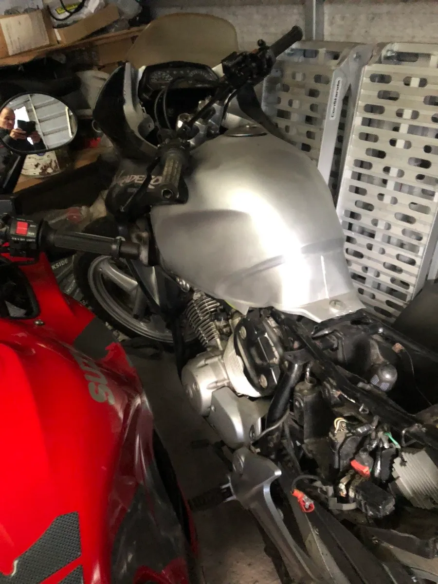 Honda xl 125 varadero its a project 2003 - Image 3