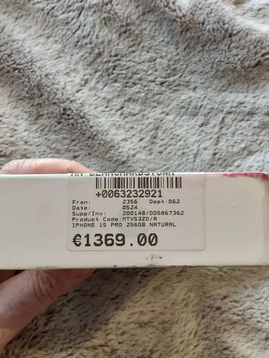 iPhone 15 Pro - Image 4