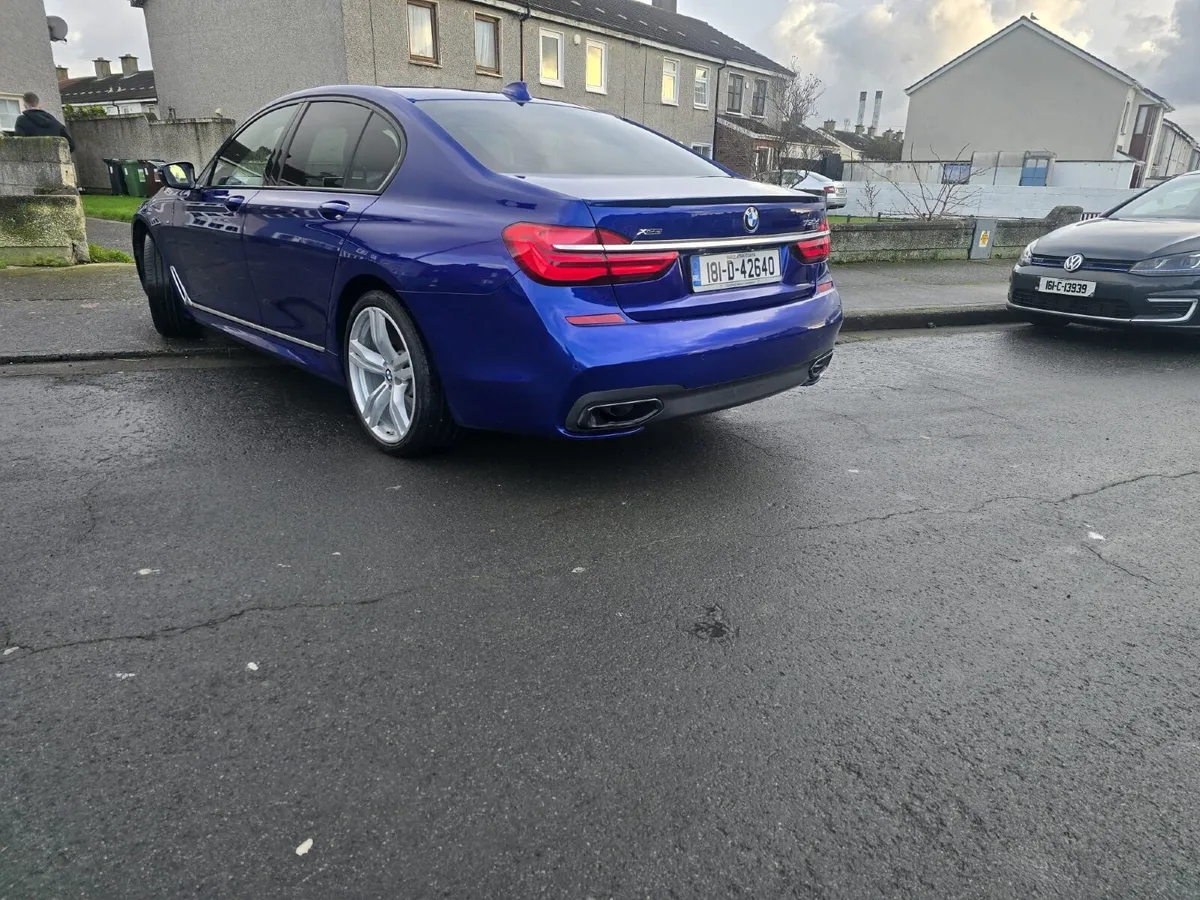 BMW 7-Series 2018 - Image 4