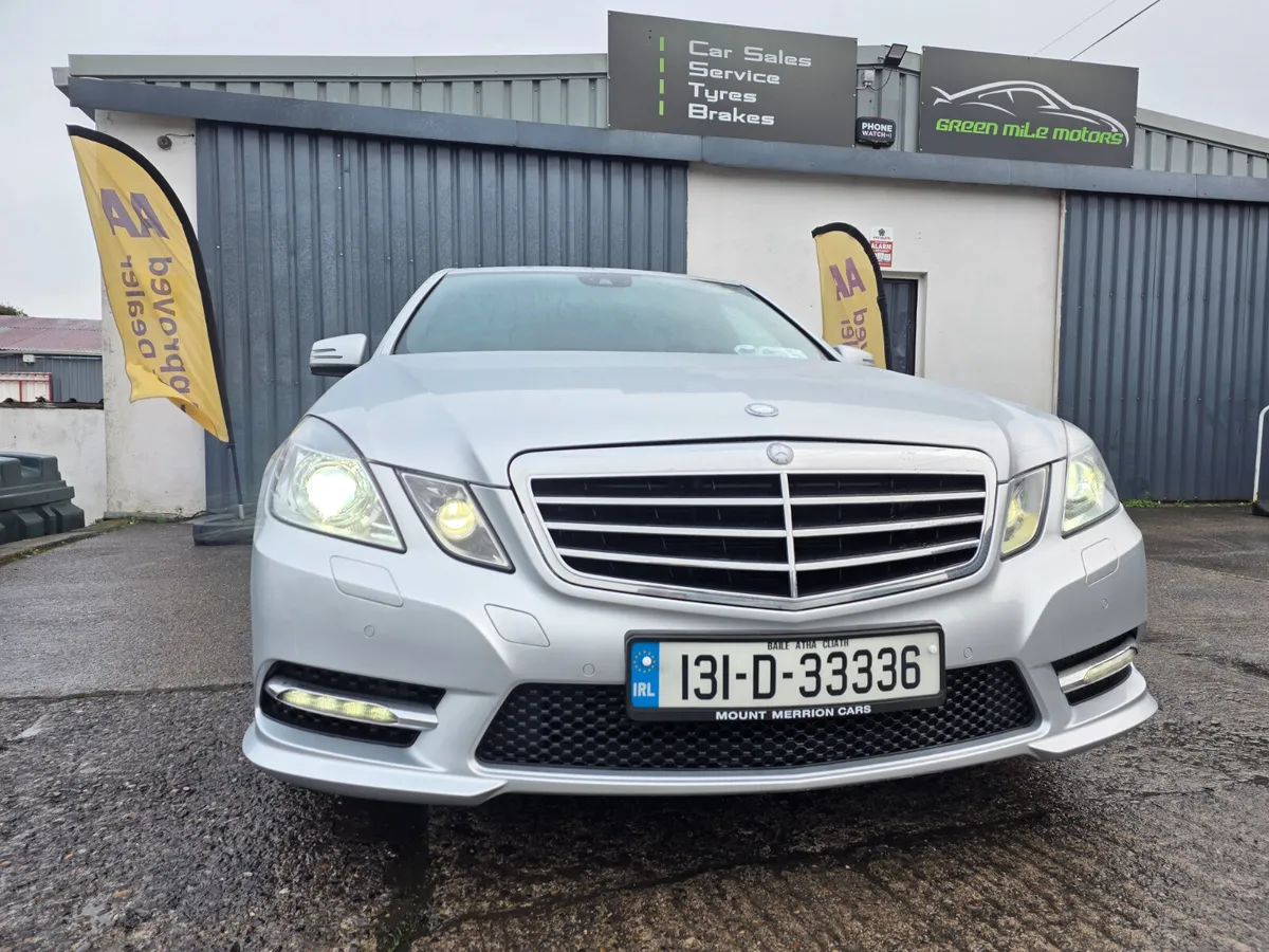 2013 MERCEDES BENZ E220 * ONLY 80K MILES * AMG * - Image 2