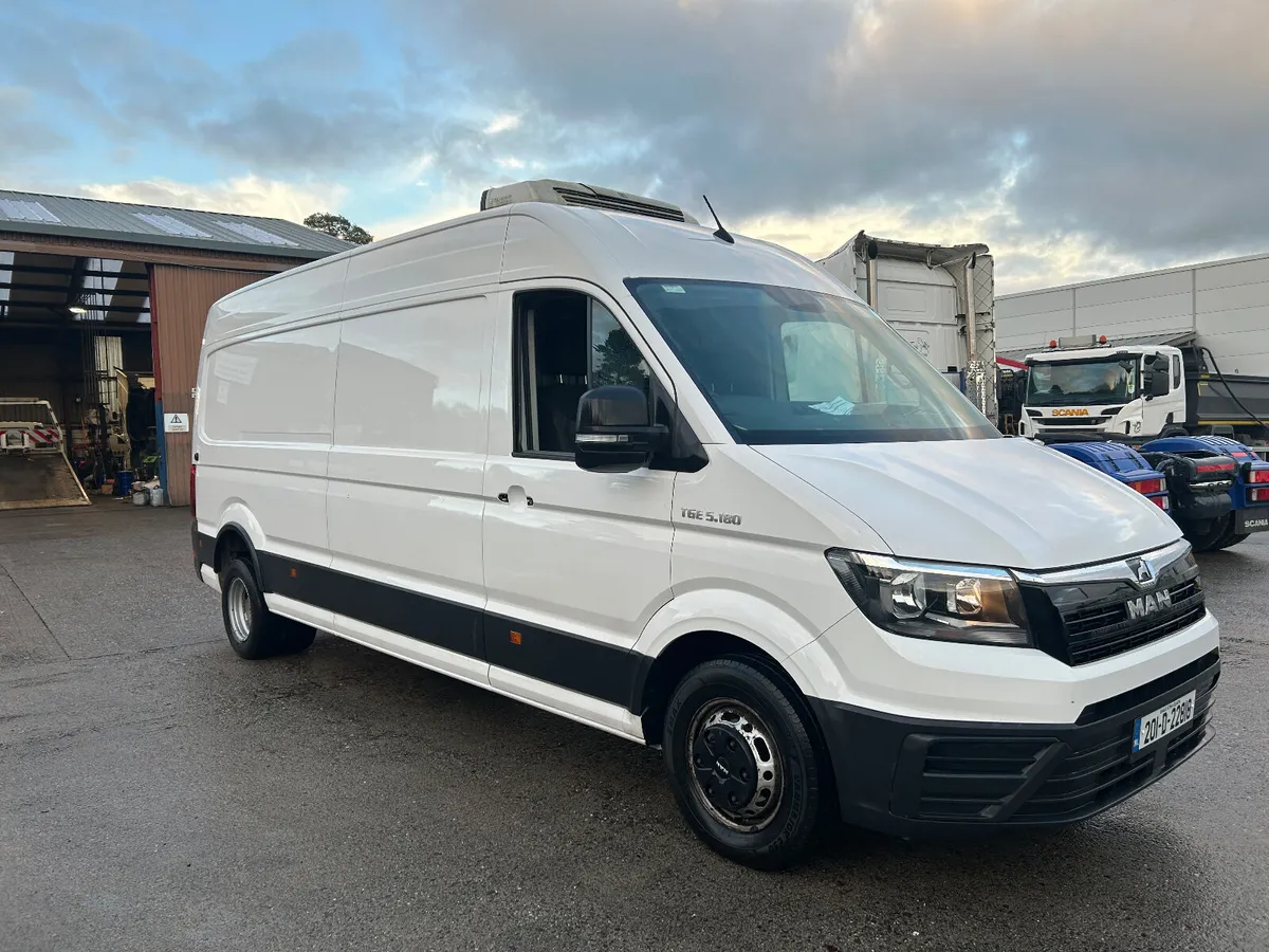 Man fridge van - Image 2