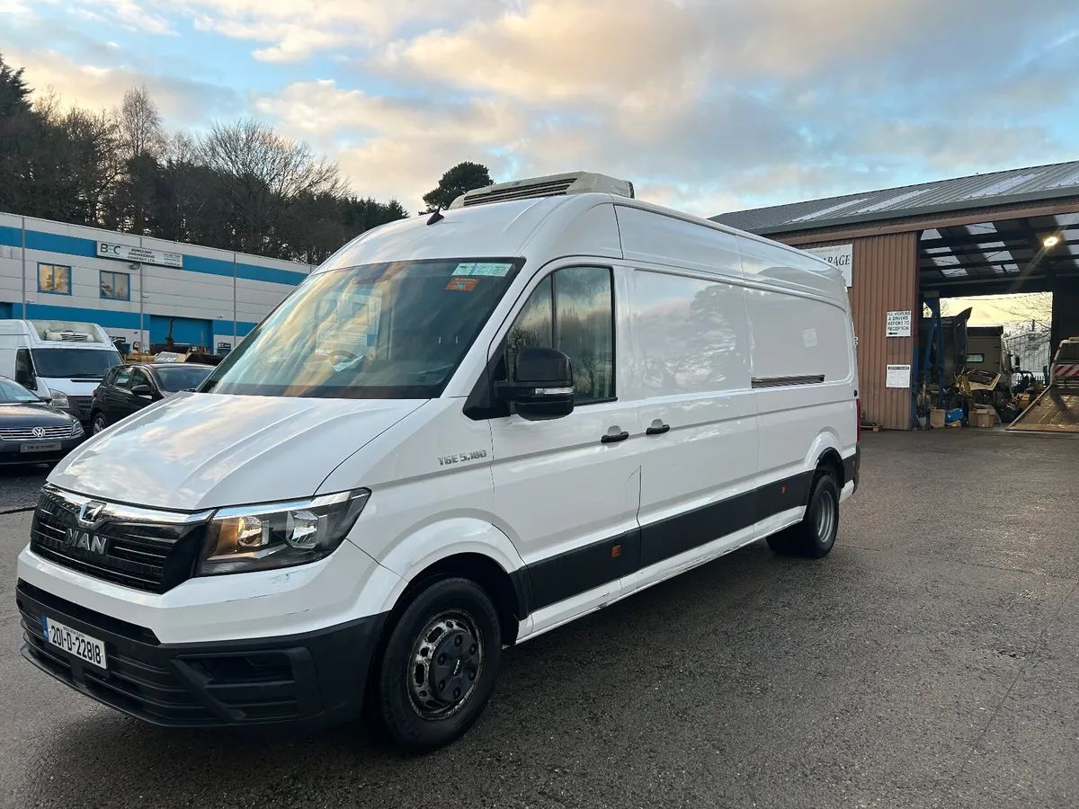 Man fridge van - Image 1