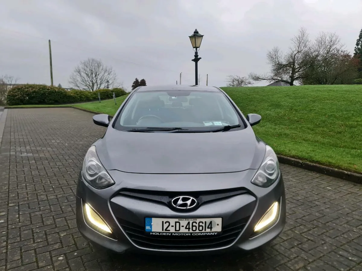 12 Hyunday i30 hatchback Diesel nct 09/26 - Image 3