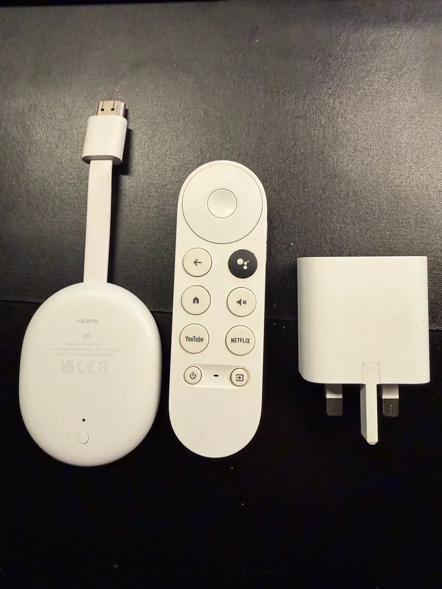 Google Chromecast Smart TV Dongle