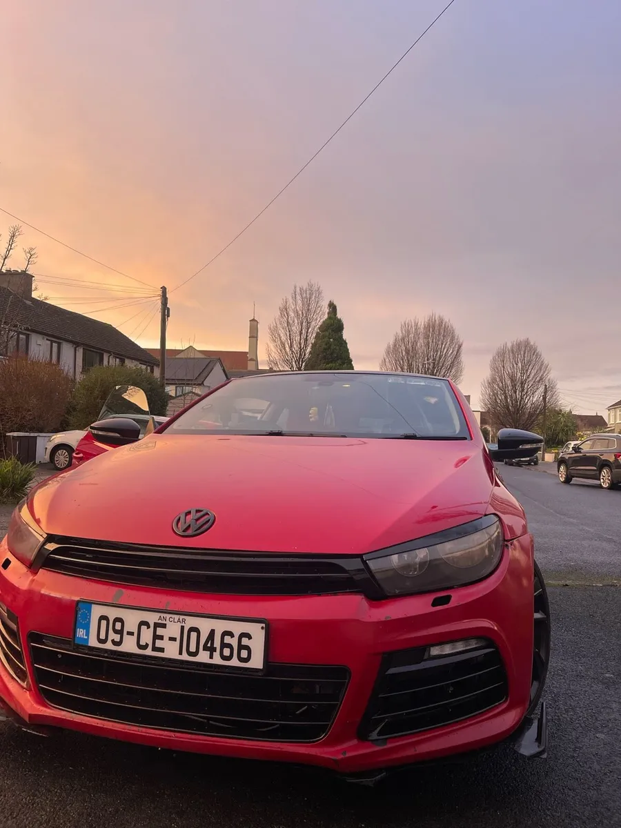 Volkswagen Scirocco 2.0L Diesel - Image 3