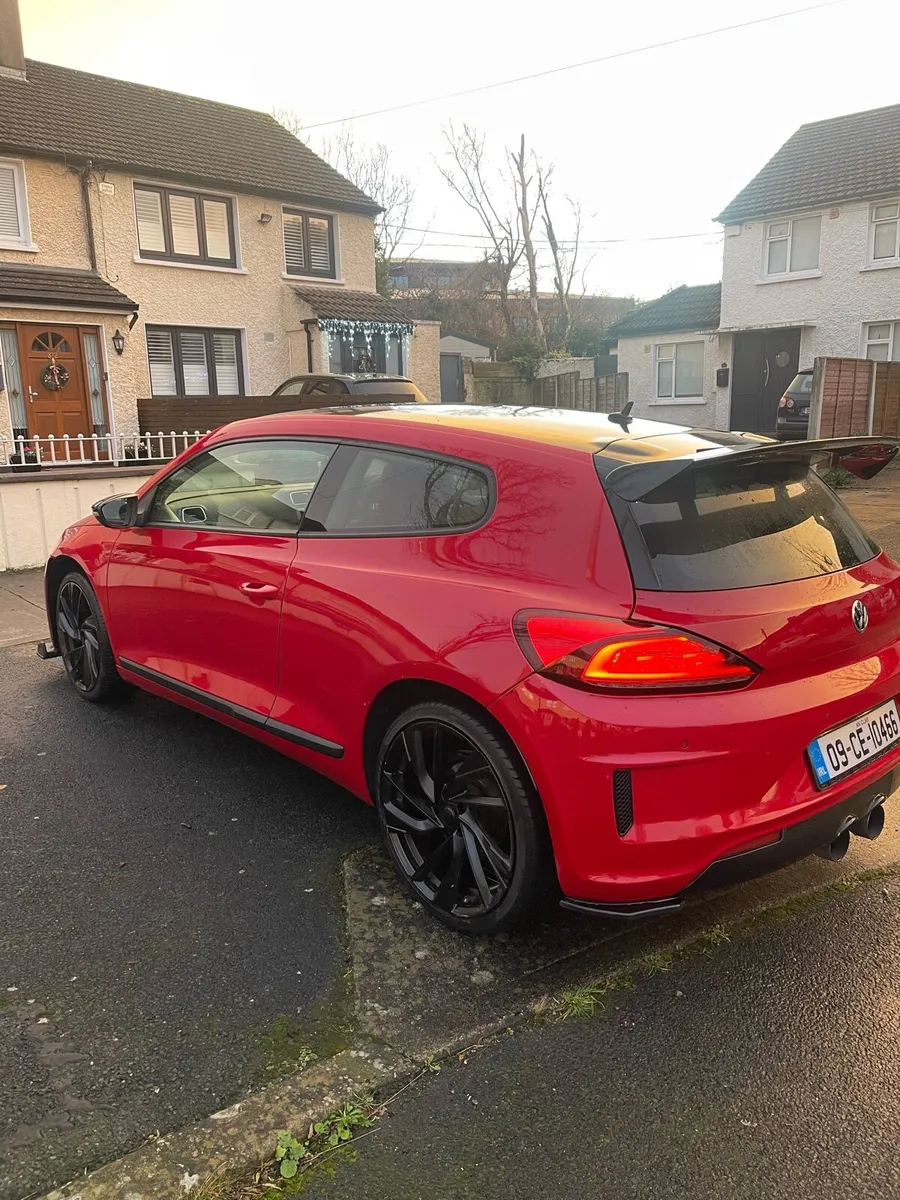 Volkswagen Scirocco 2.0L Diesel - Image 4