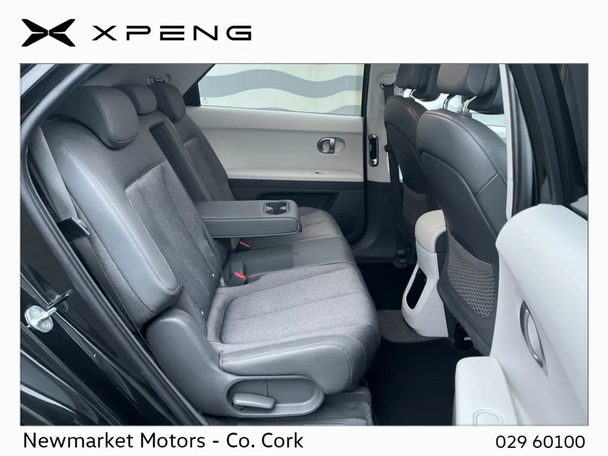 Hyundai IONIQ 5 EXECUTIVE PLUS 58KWH LOW KMS - Image 3