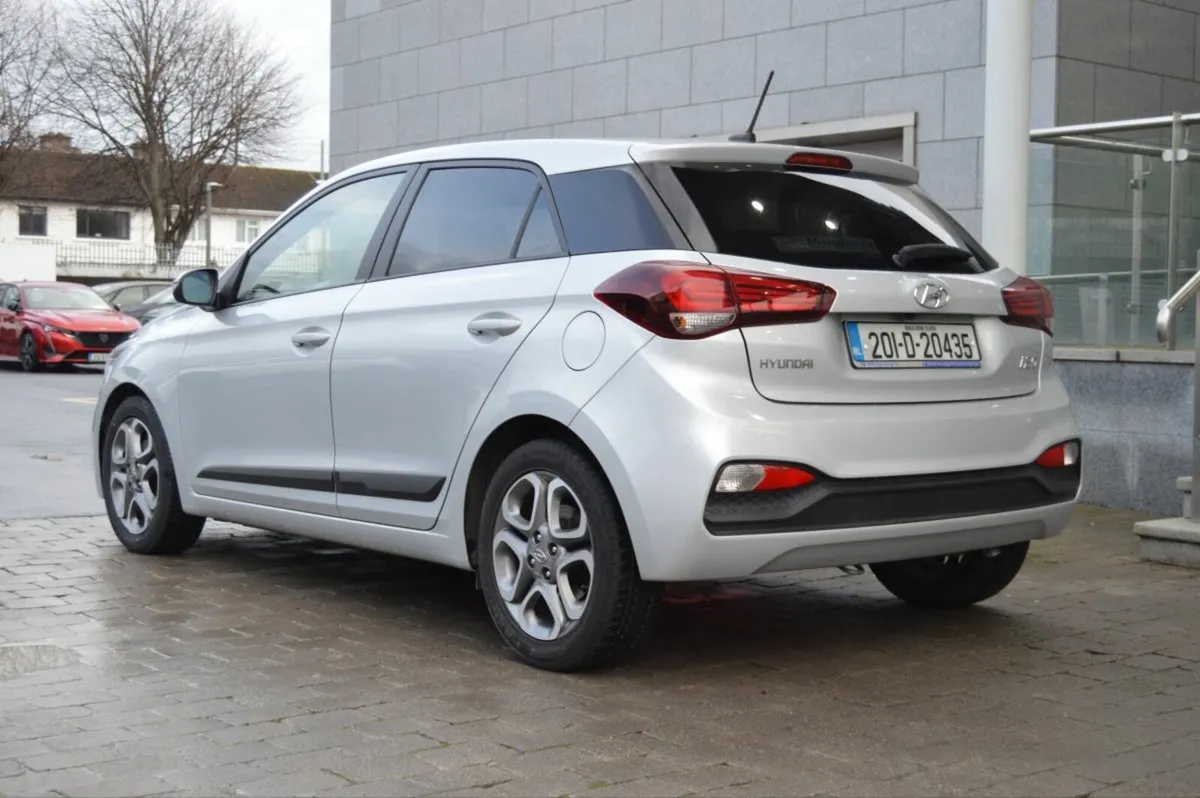 Hyundai i20 1.0 T-GDI Deluxe Plus Auto - Image 3