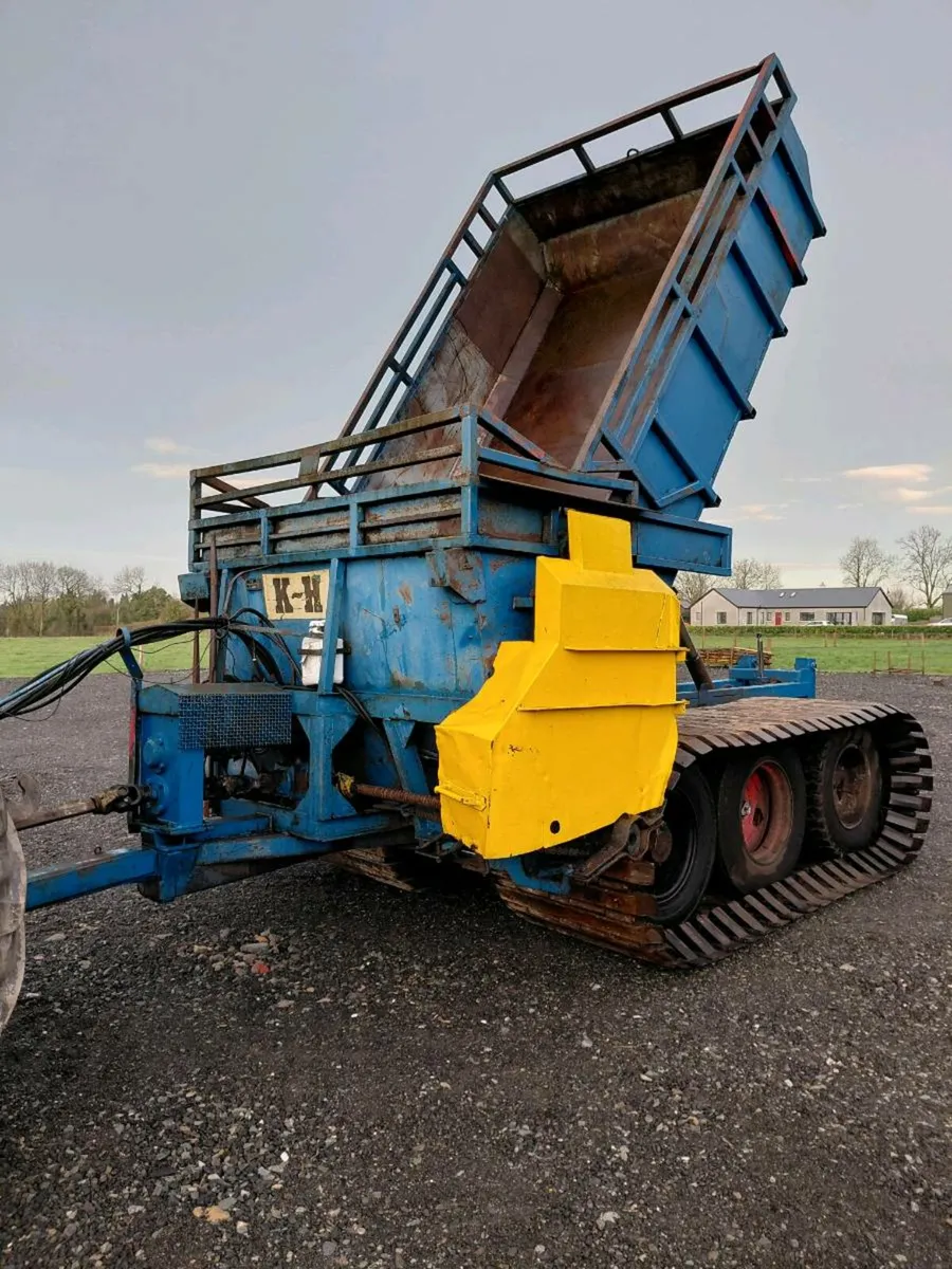 Turf Hopper - Image 1