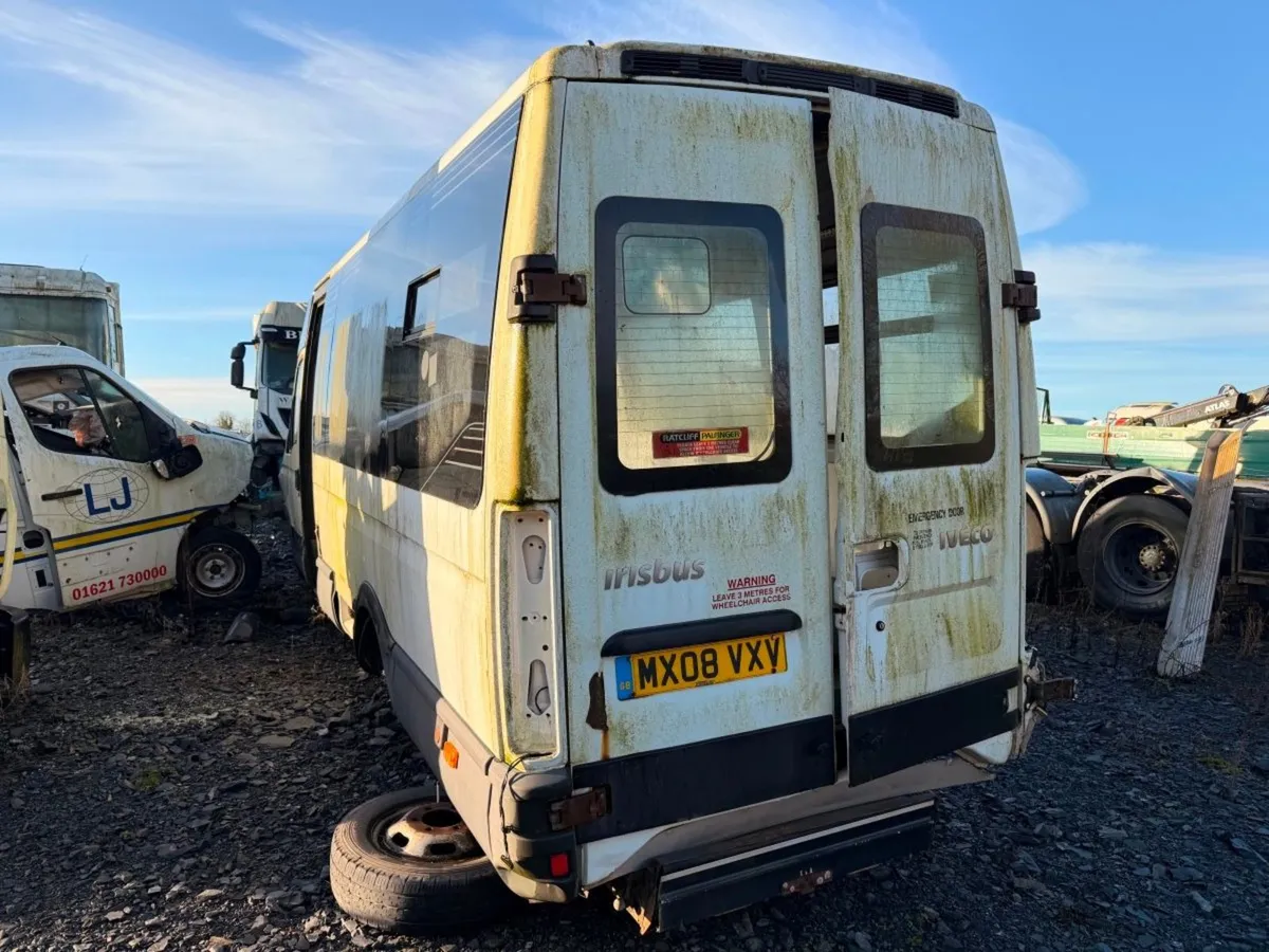 Iveco daily mini bus rear doors with glass - Image 1