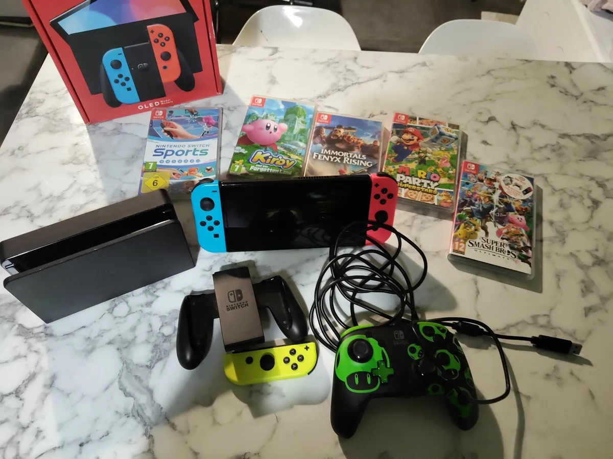 Nintendo switch OLED - Image 1
