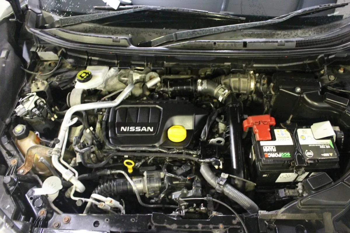 Nissan X-Trail 1.6d SV 7 Seats TEKNA S/S - Image 4