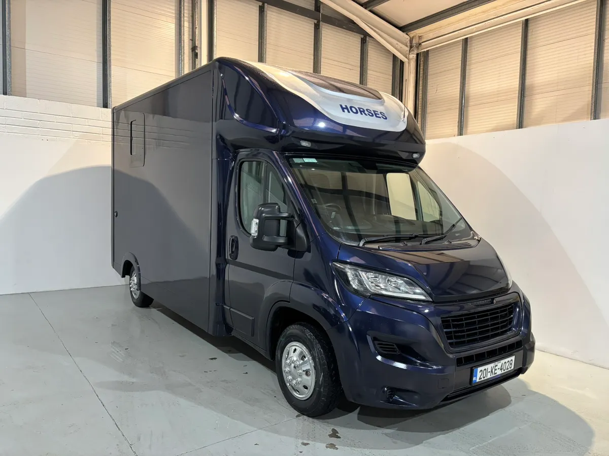 2020 Peugeot Boxer Stallion Box - Image 1