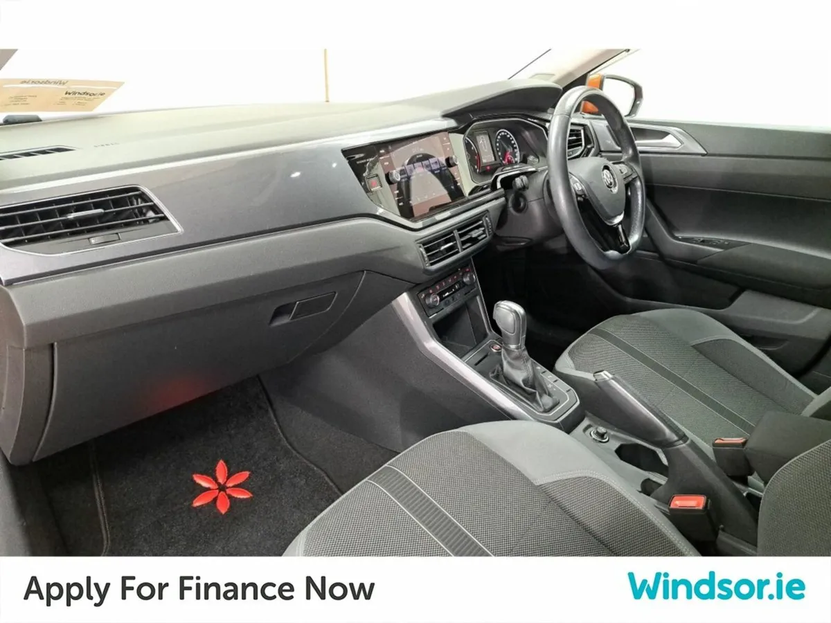 Volkswagen Polo HIGHLINE AUTO - Image 4