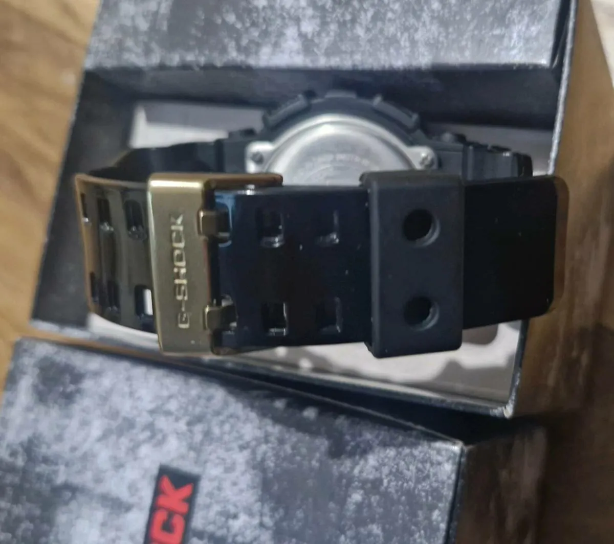 G-shock Ga-110gb-1adr Black Gold Series - Image 3