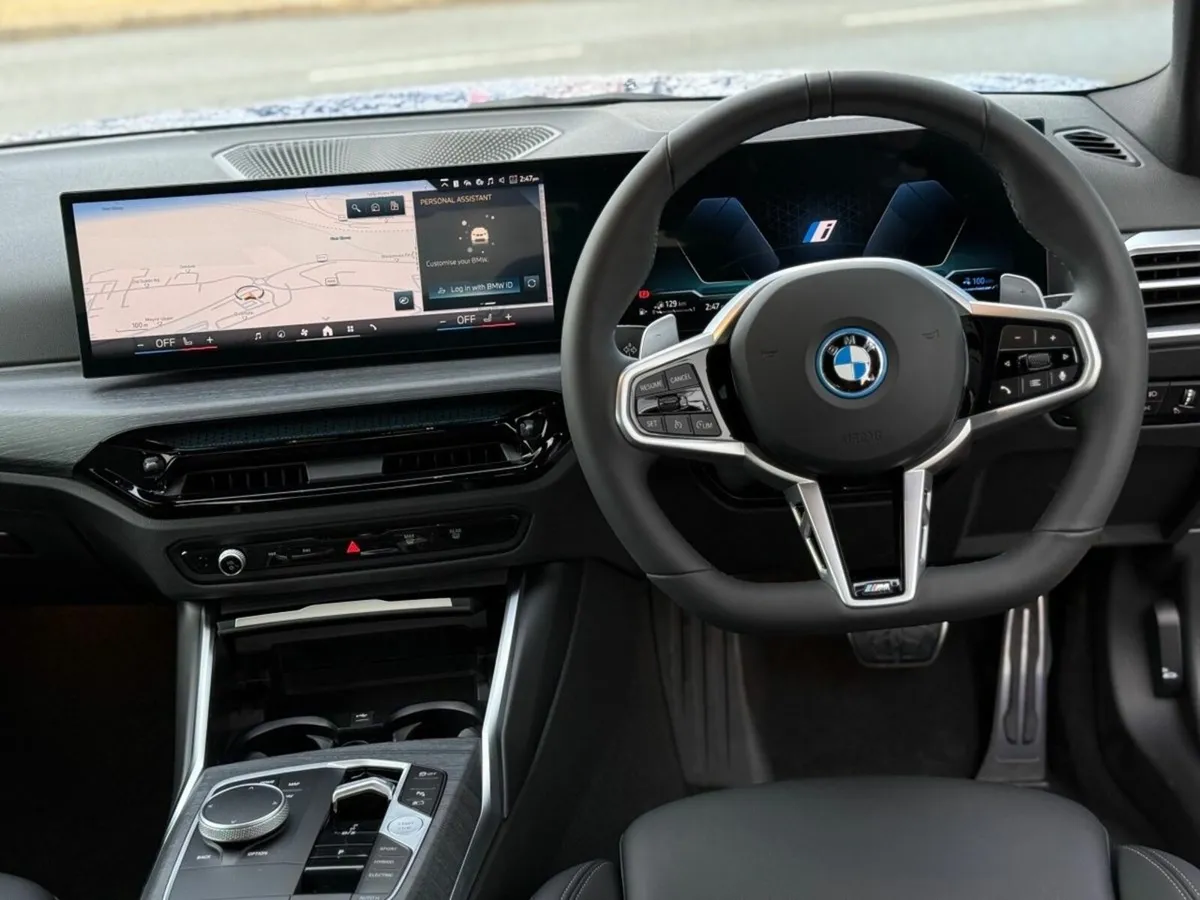 BMW 3-Series 330e M Sport - Image 4