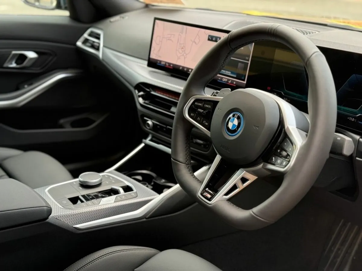BMW 3-Series 330e M Sport - Image 3