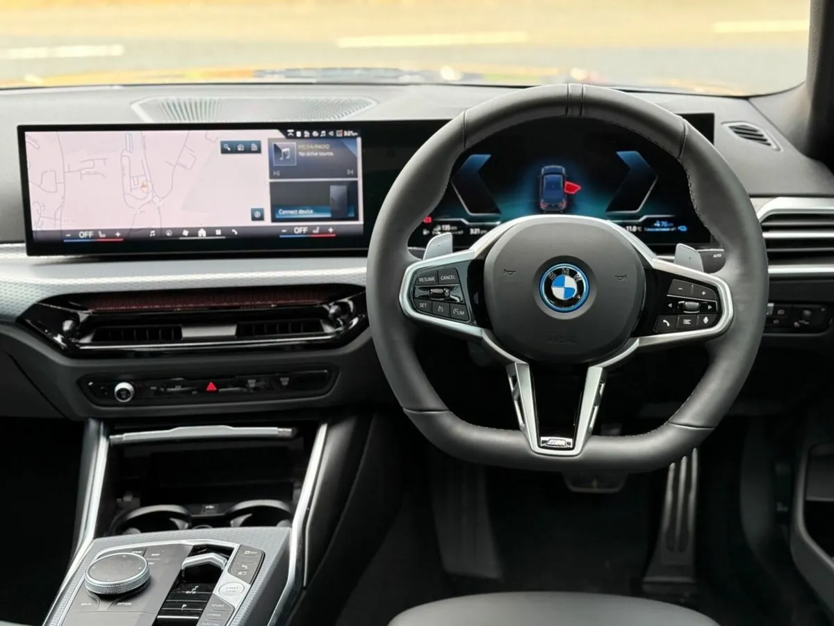 BMW 3-Series 330e M Sport - Image 4