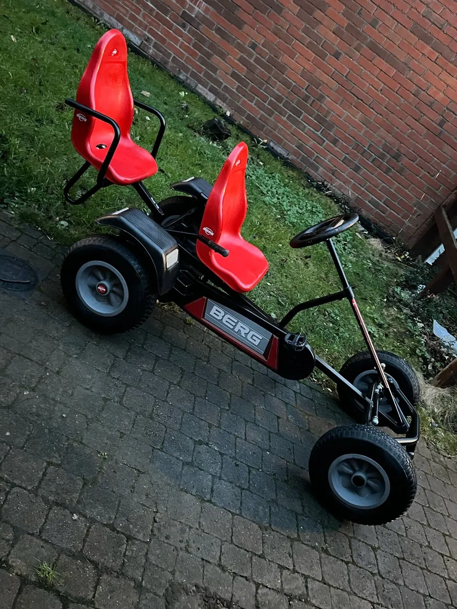 Berg 2 seat go cart..excellent cond. - Image 4