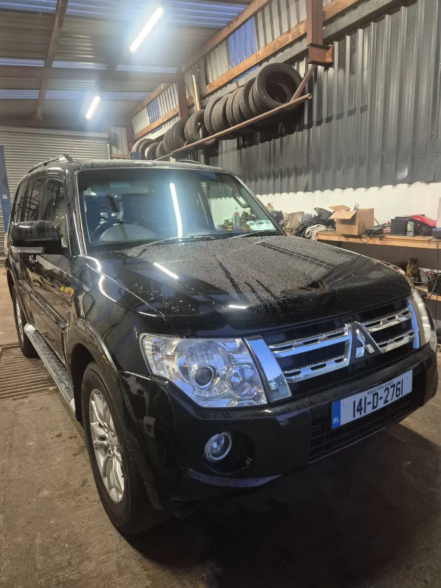 2014 MITSUBISHI PAJERO LWB 1 OWNER - Image 1